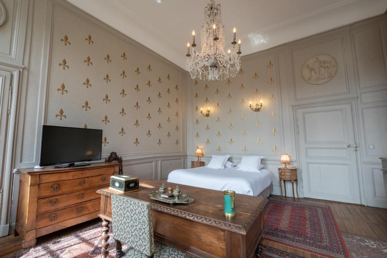 L'Hotel De Panette, Un Exceptionnel Chateau En Coeur De Ville 博格斯 外观 照片