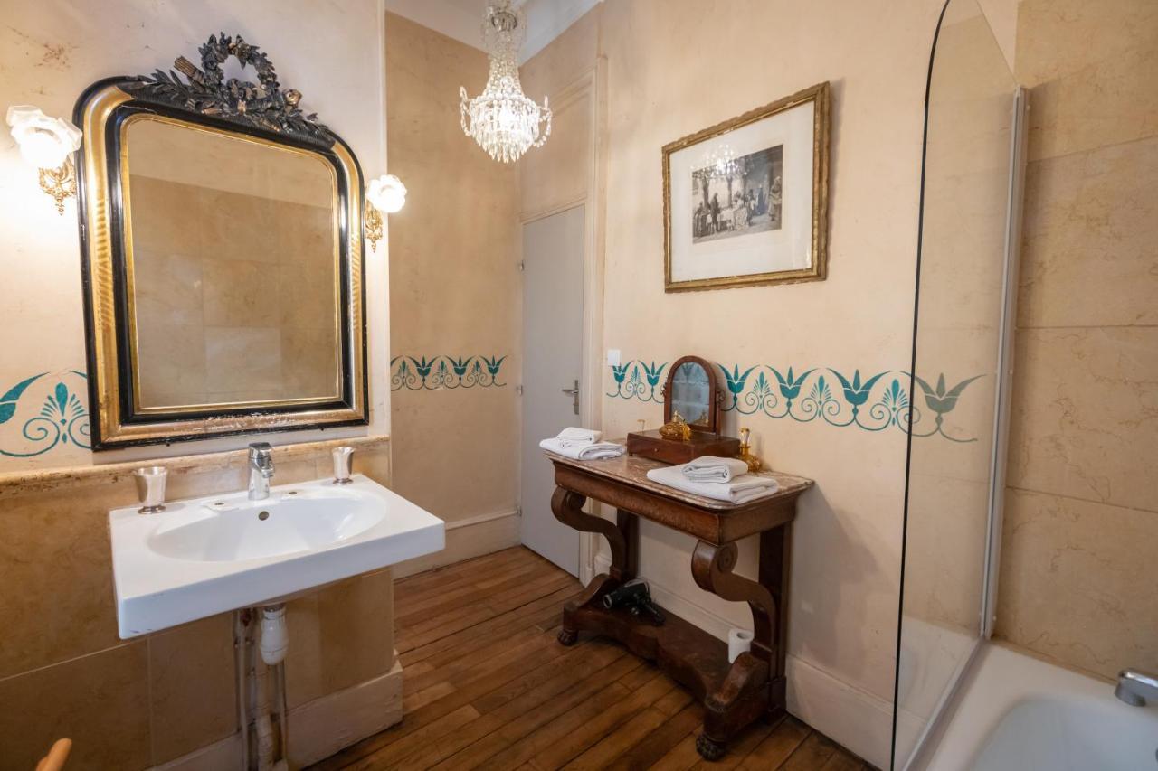 L'Hotel De Panette, Un Exceptionnel Chateau En Coeur De Ville 博格斯 外观 照片