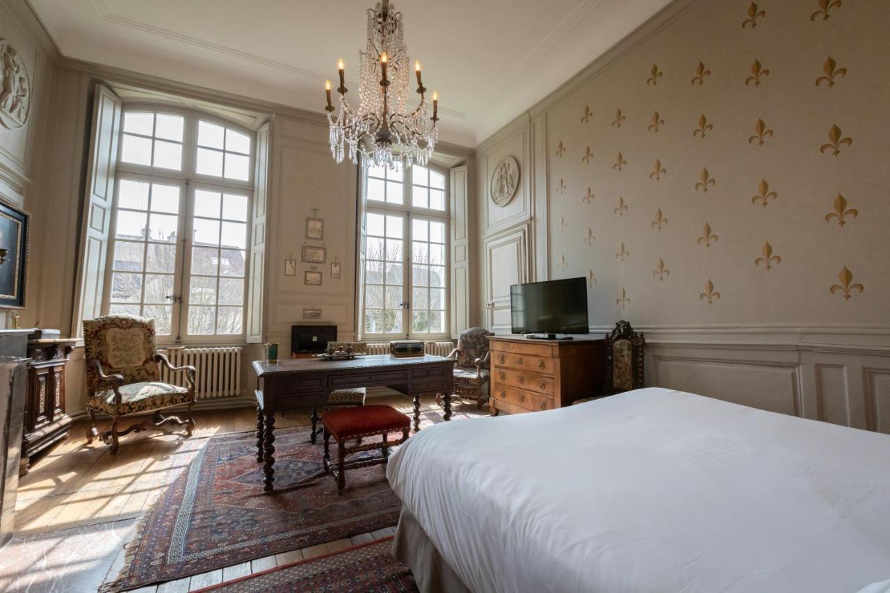 L'Hotel De Panette, Un Exceptionnel Chateau En Coeur De Ville 博格斯 外观 照片